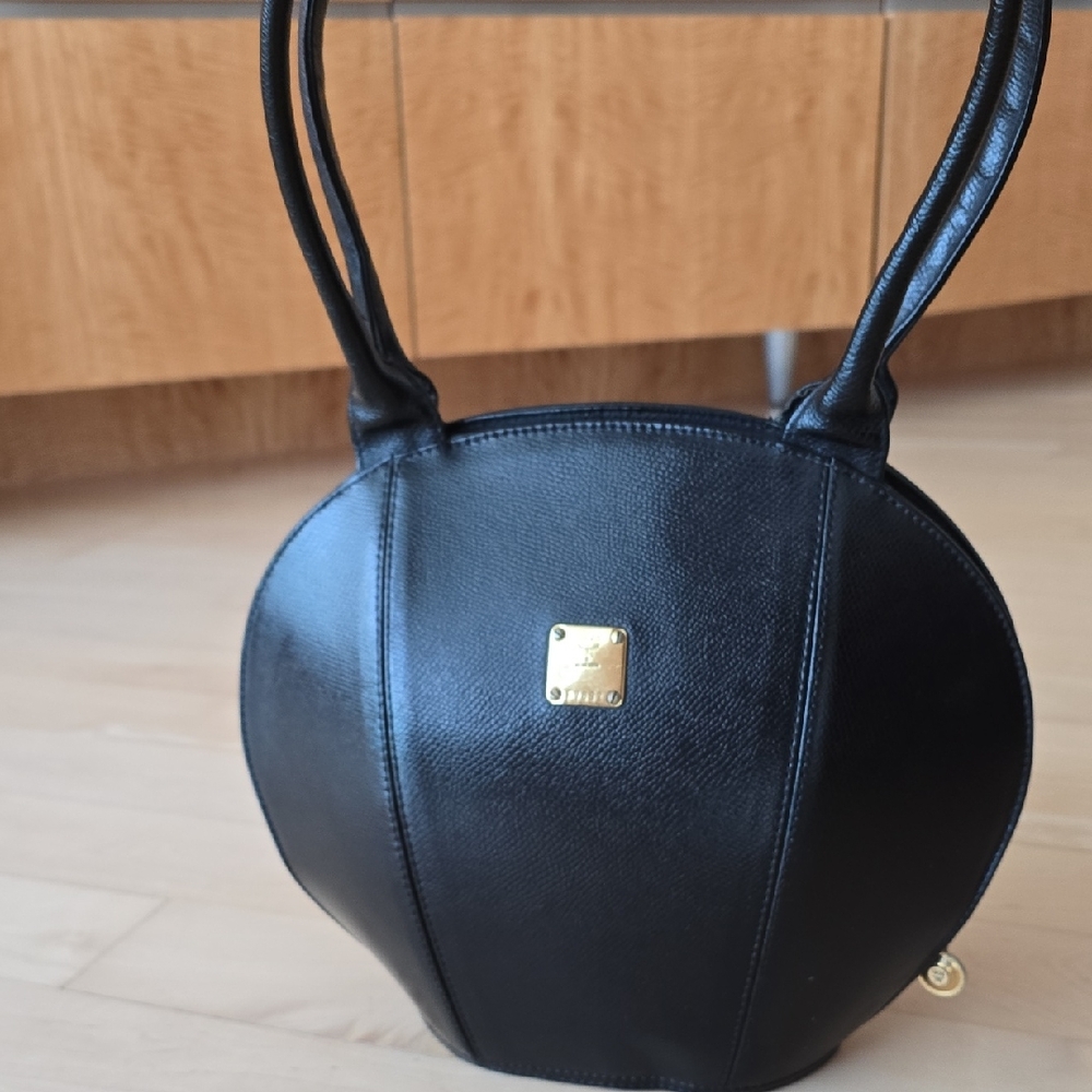 MCM Black Leather Shoulder Bag - Picture 1 of 16